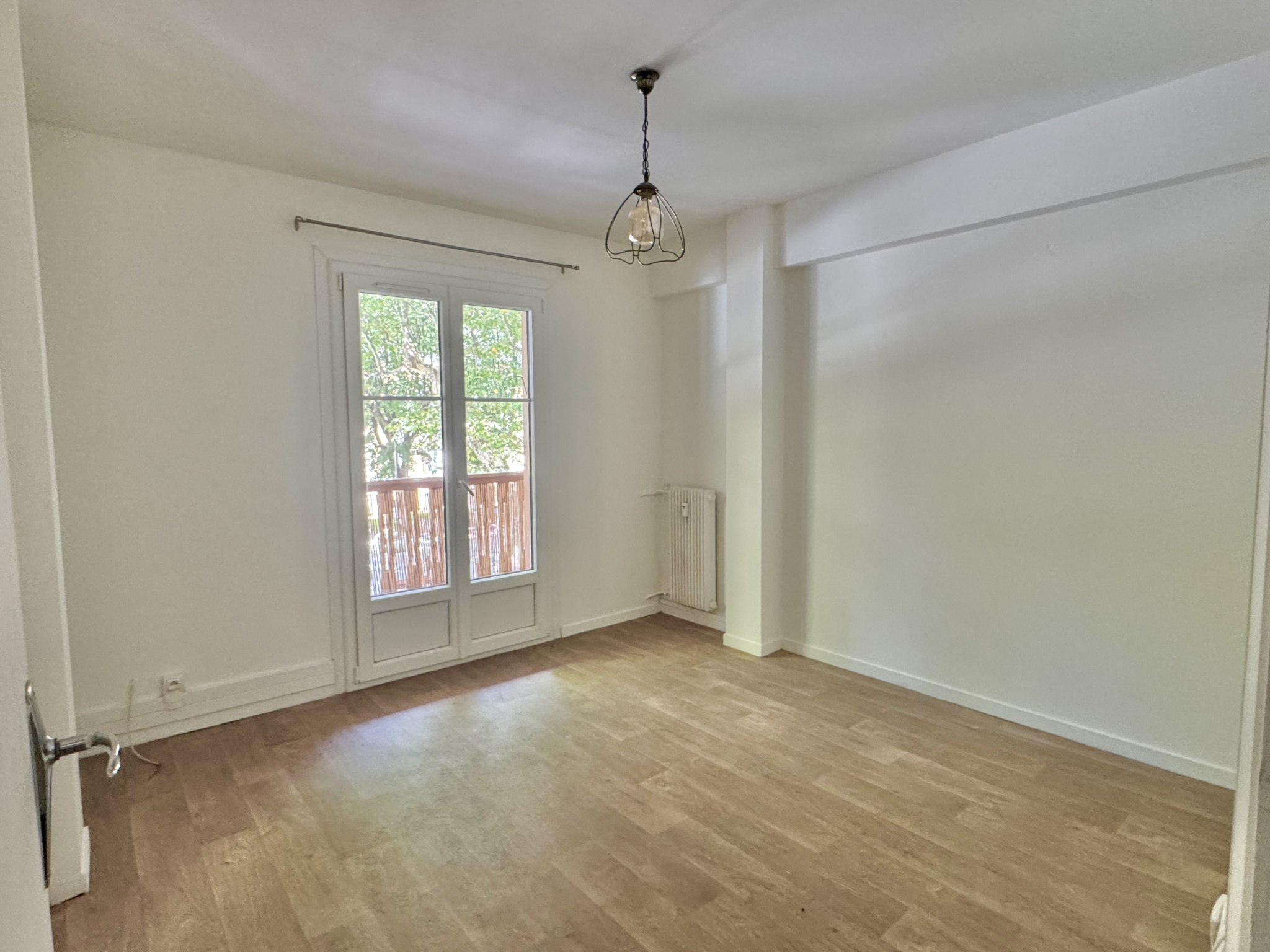 Appartement T2 au 1er étage avec ascenseur.